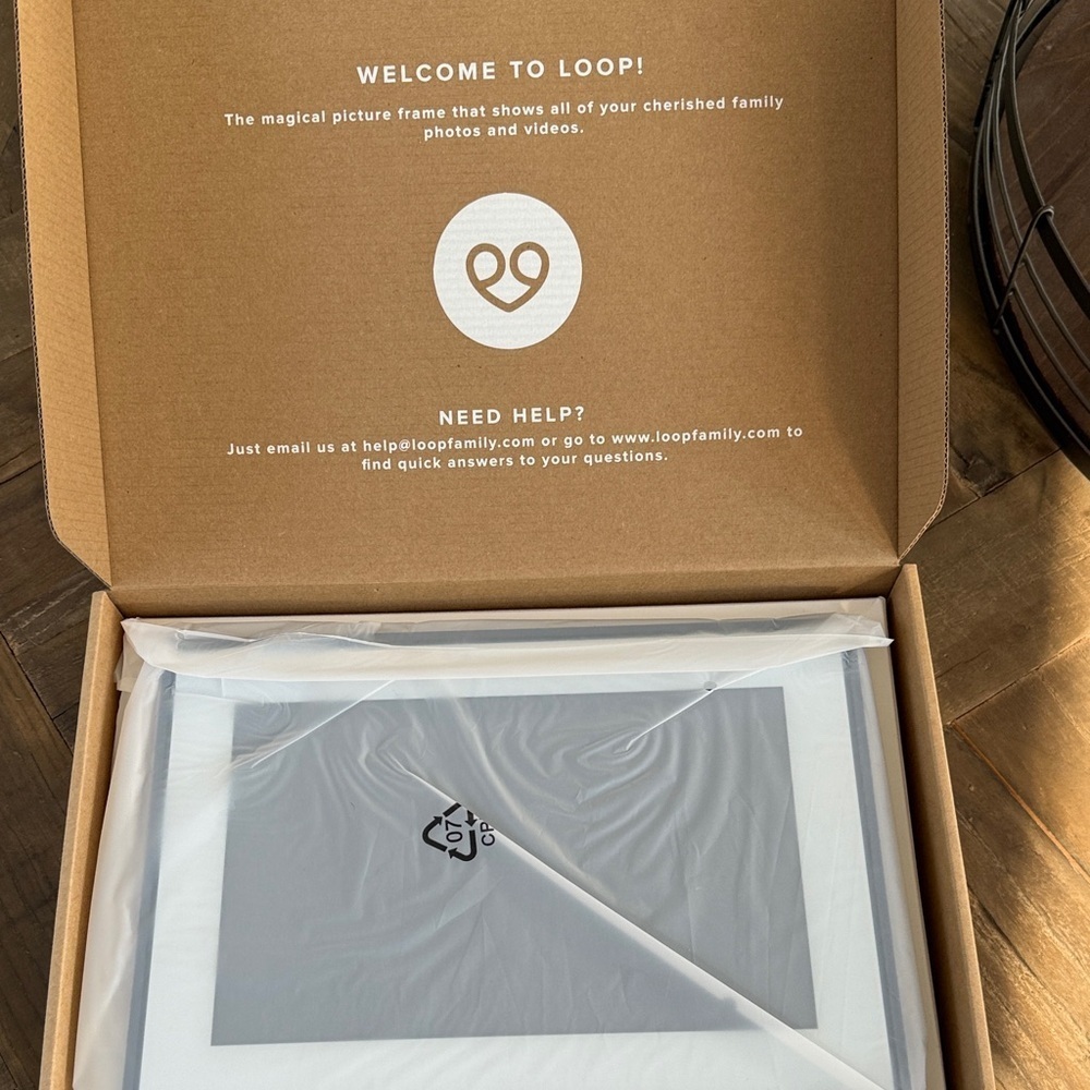 Loop digital picture frame - Picture 4 of 8